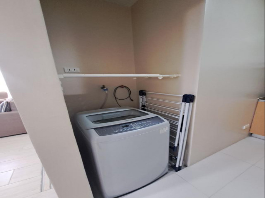 1 BR Condo Unit For Sale In Grennbelt Hamilton Makati