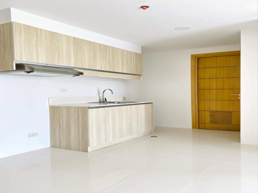 East Gate By Taft Properties In Cebu City. High-end Condominium