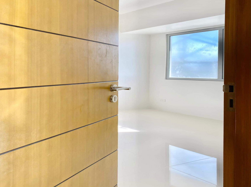 East Gate By Taft Properties In Cebu City. High-end Condominium