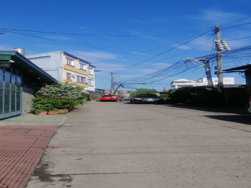 200 SQM House/Warehouse For Sale In Quezon City