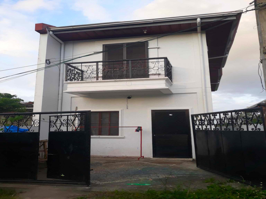 2-Storey Residential House In Los Banos, Laguna With The Fresh View Of Farms & Mountains