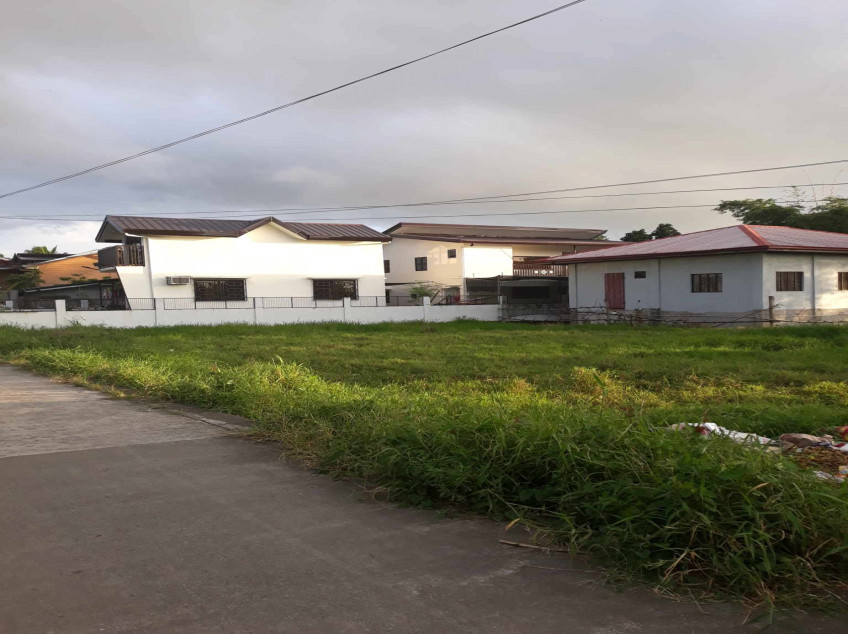 2-Storey Residential House In Los Banos, Laguna With The Fresh View Of Farms & Mountains