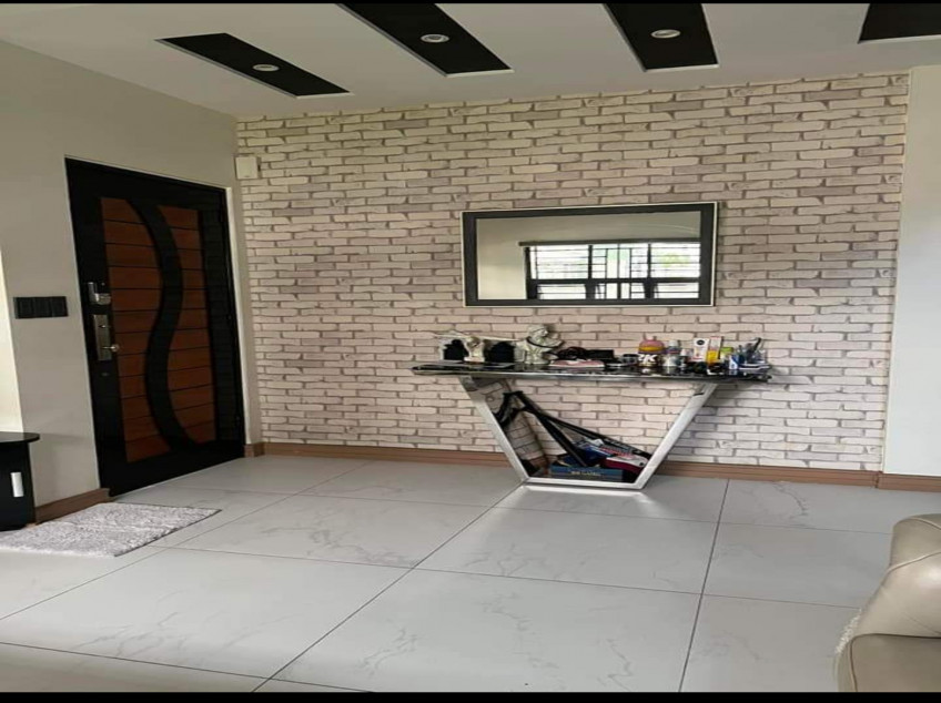 House And Lot In Parkwood Pasig