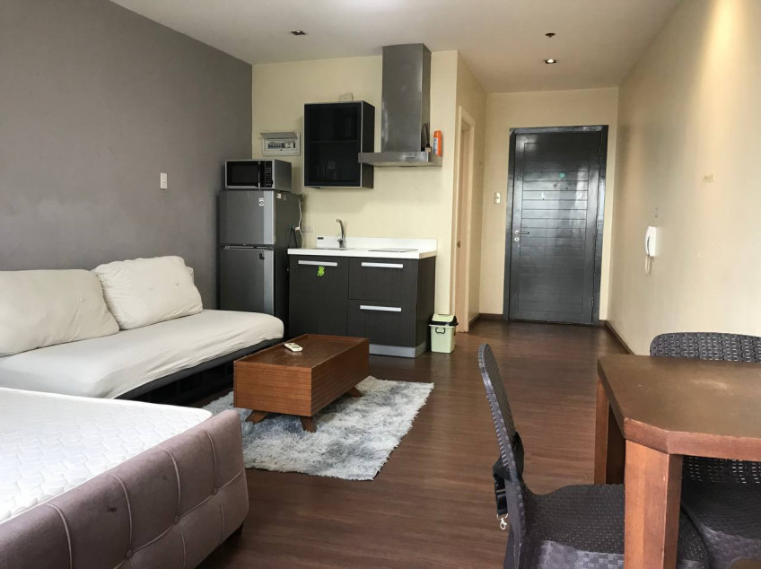 Condo Unit At Knightsbridge Residences Makati For Rent