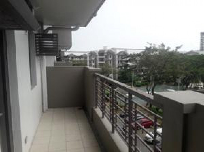 Unit 409, 4/F, Rosewood Pointe Condominium, Taguig City