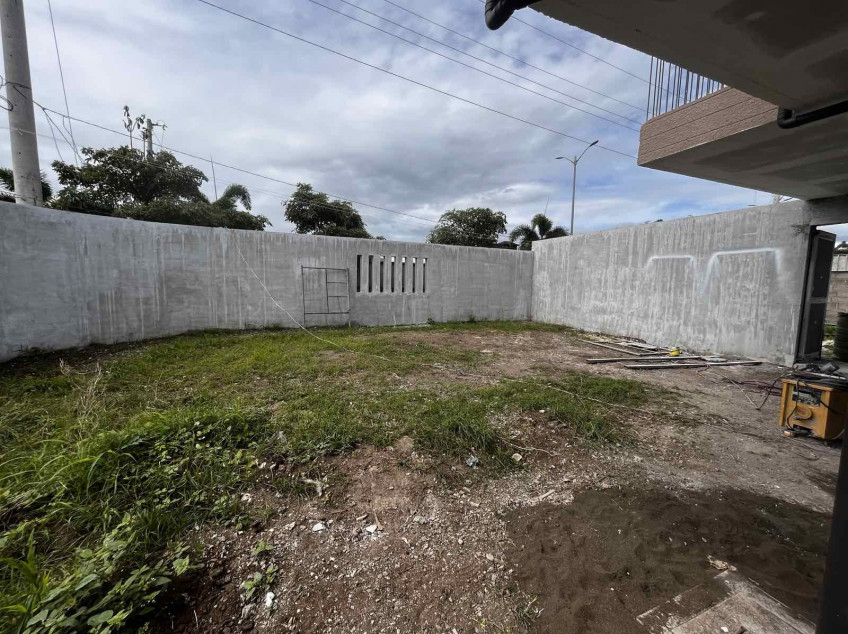 Seafront Residences House In San Juan, Batangas