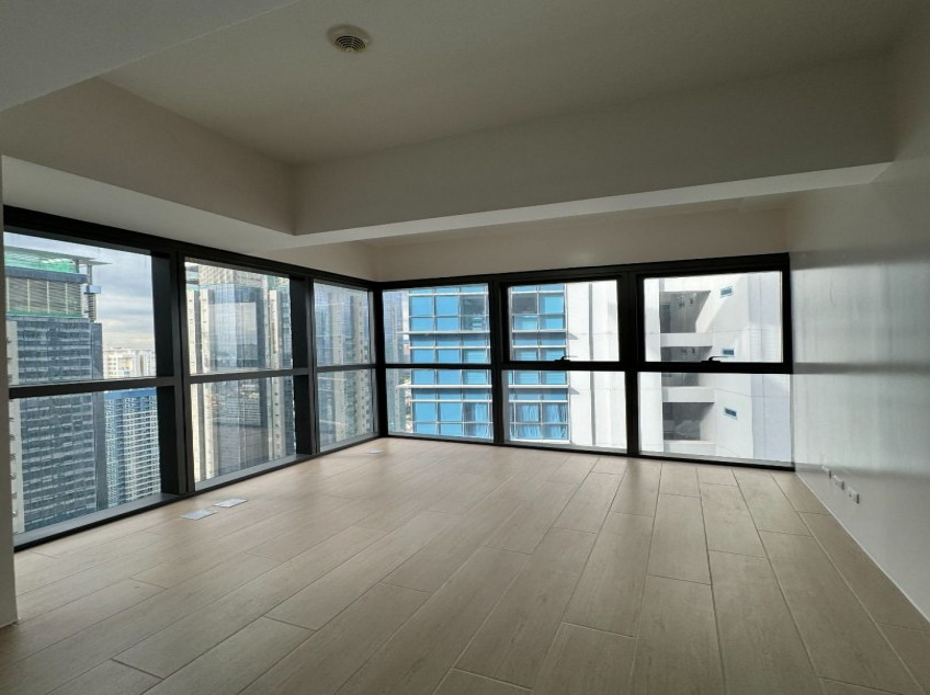 Last 2 Bedroom Penthouse Condo Unit For Sale In Uptown Ritz BGC