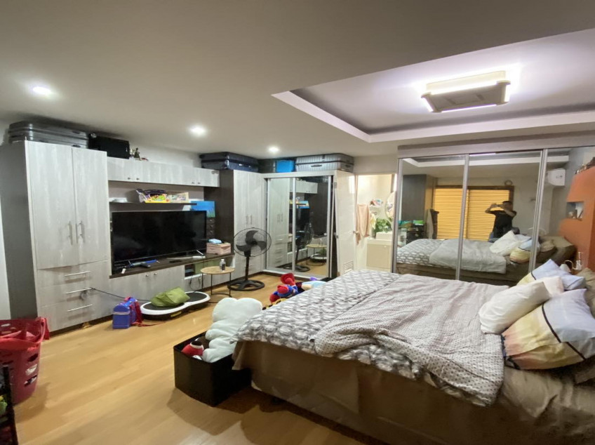 Atis Townhouse For Sale In Sampaloc, Manila