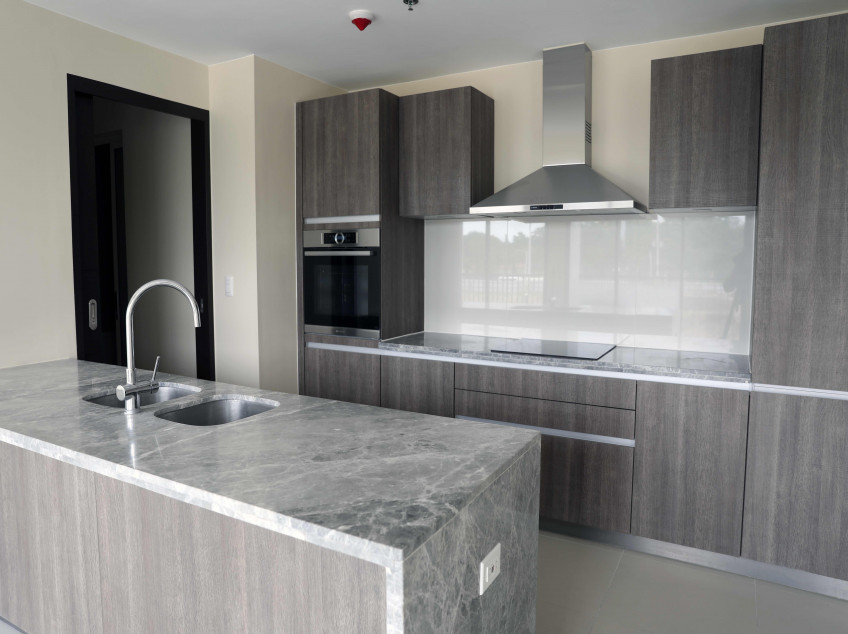 For Sale 3 Bedroom Rent To Own Condo In St. Moritz McKinley West Near BGC