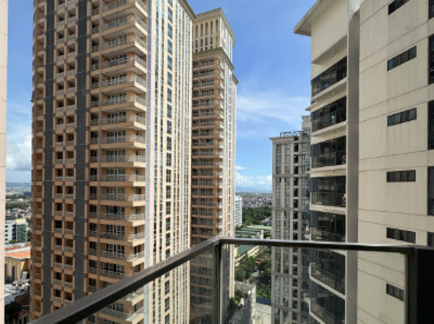 Rent To Own 2 Bedroom Condo For Sale In Florence Residences McKinley Hill Near Enderun Colleges