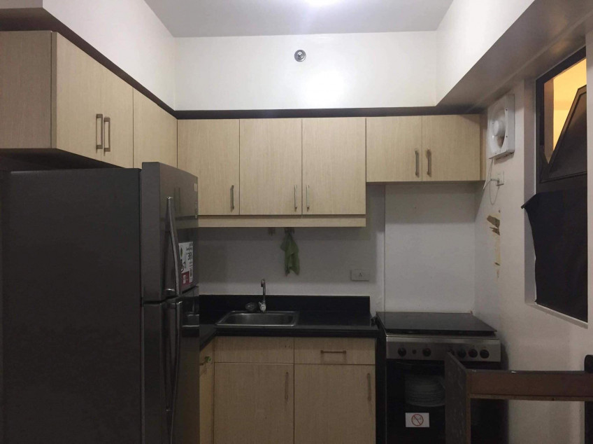 Fully Furnished 2 Bedroom Unit With Parking At Arista Place Condo