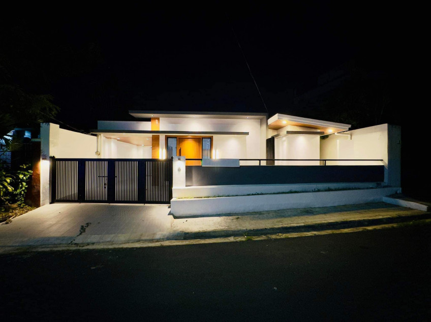 Bungalow House For Sale In Las Pinas