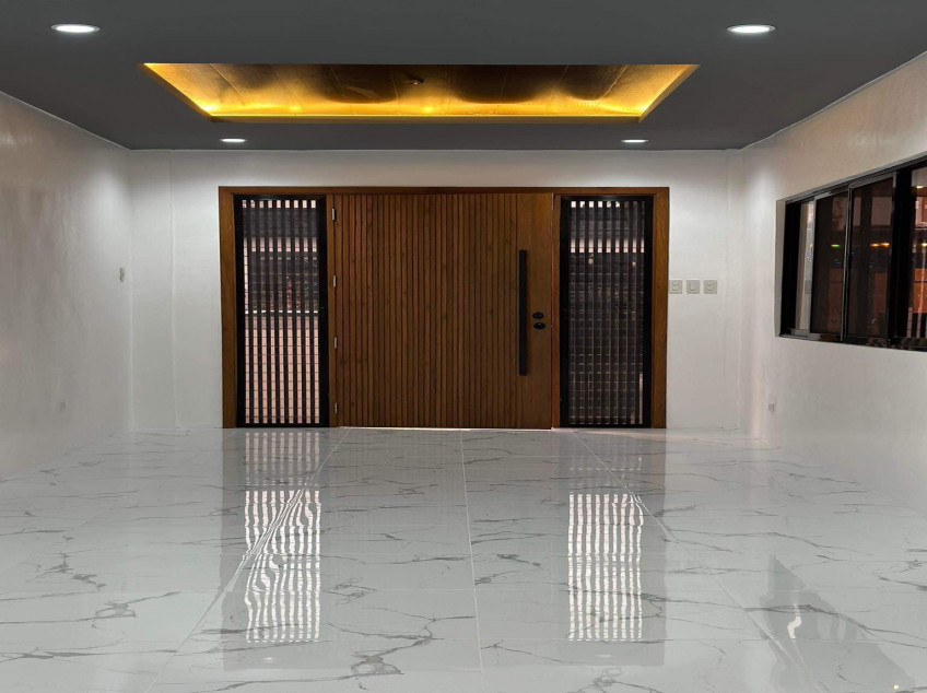 Bungalow House For Sale In Las Pinas