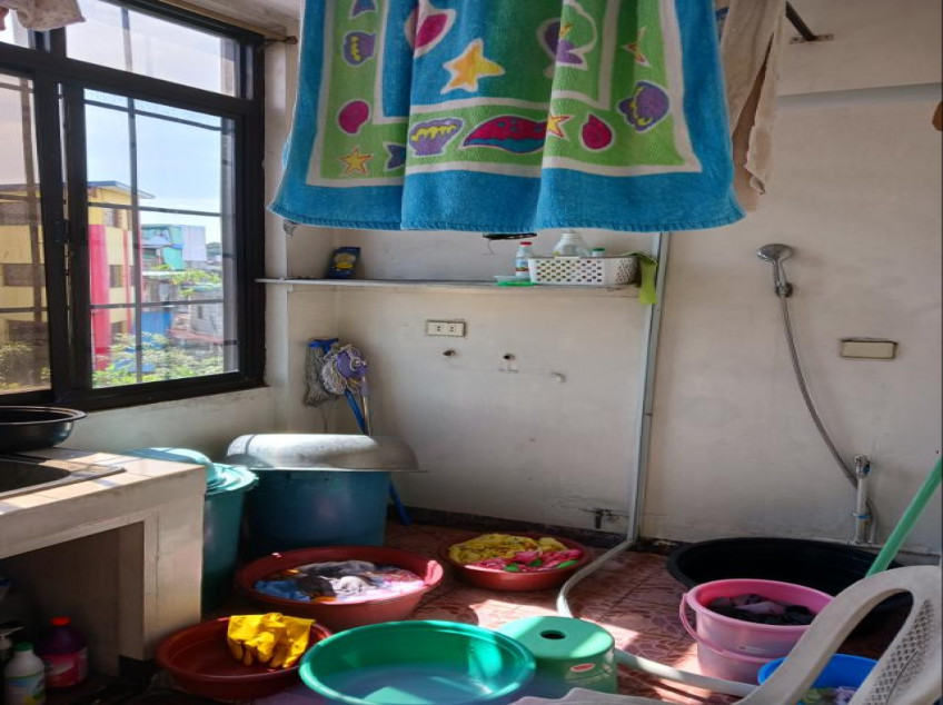 Room For Rent For Working Lady In Project 4, Quezon City