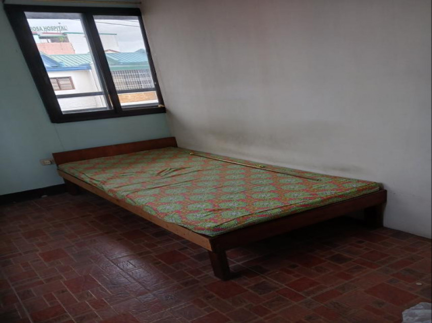 Room For Rent For Working Lady In Project 4, Quezon City