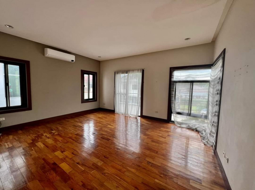 4BR House For Sale In Angeles City, Pampanga