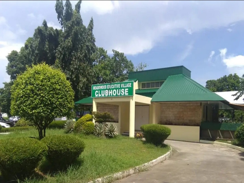 Rush Sale!  Rare Huge Lot Near Gate 2 Meadowood Exec Vill Bacoor, Cavite