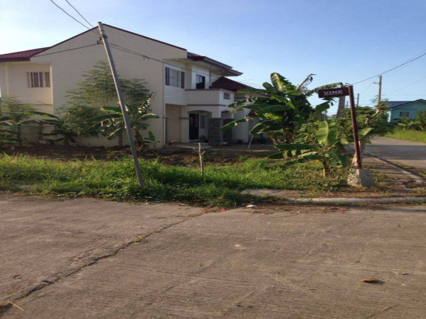 Corner Lot Grand Royale Subdivision Malolos Bulacan For Sale (Pasalo)