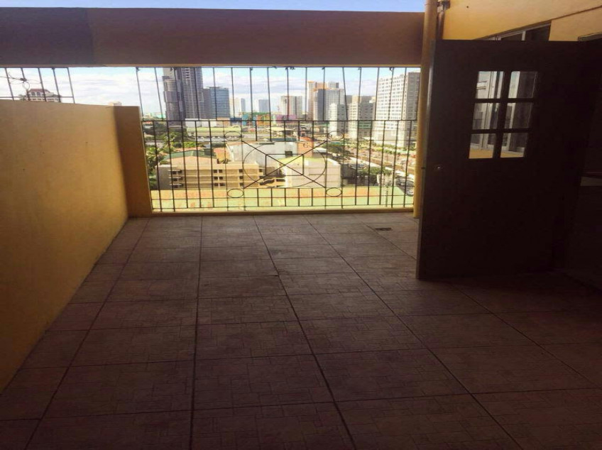 Condo Unit At Francesca Tower Condominium Quezon City