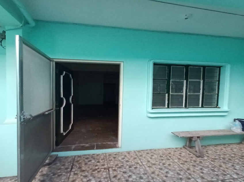 Sumakwel House And Lot In Caloocan For Sale