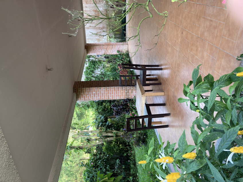 For Rent: 5 Bedroom House, 3 floors In Royale Tagaytay Estates