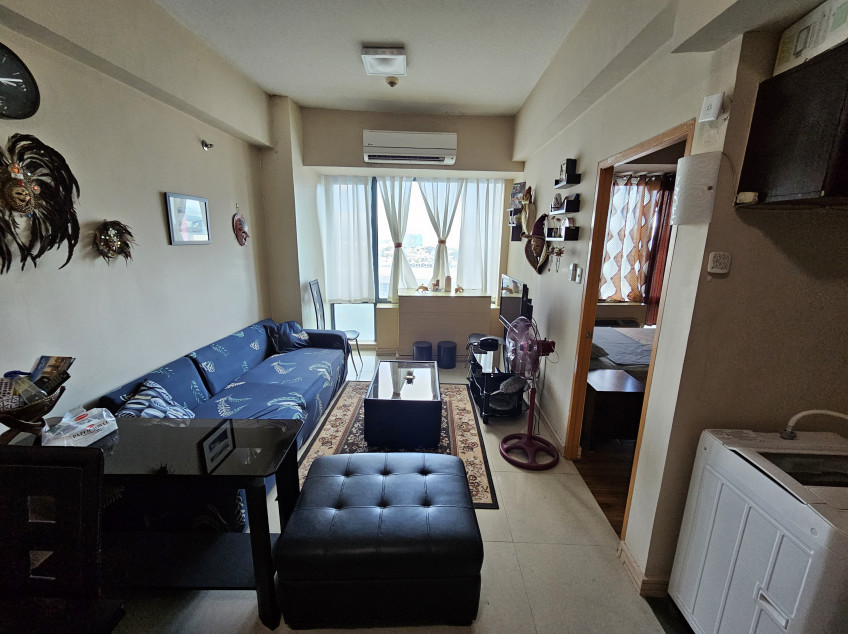 40 SQM Executive 1 BR Studio In Eastwood