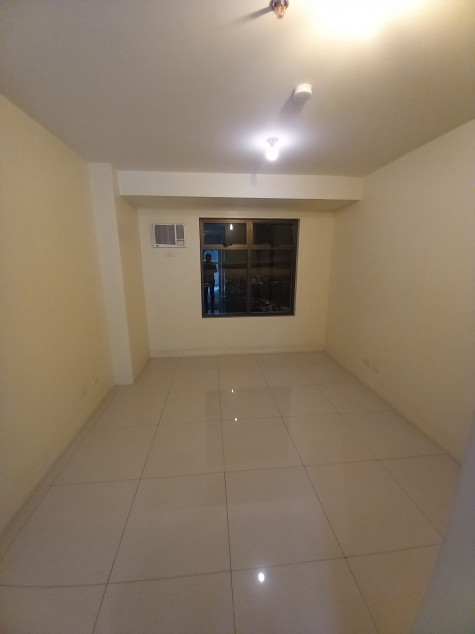 23k Monthly - Pre-Selling Condo In 20th Avenue, Across T.I.P University, Cubao - Aurora Escalades