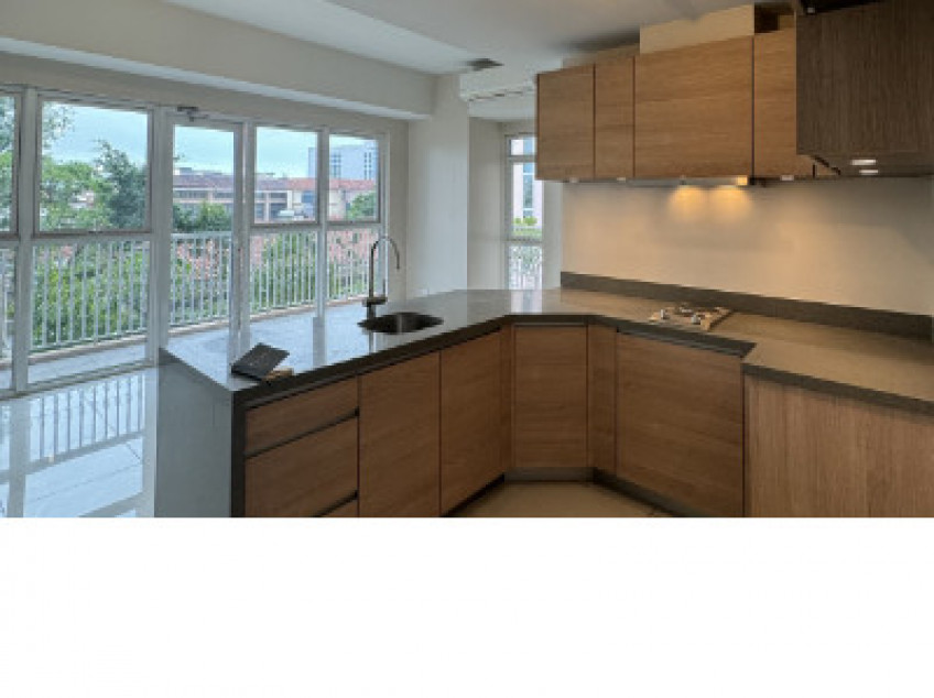 Rent To Own 1 Bedroom Condo For Sale In St. Mark Residences McKinley Hill Near Venice Grand Canal