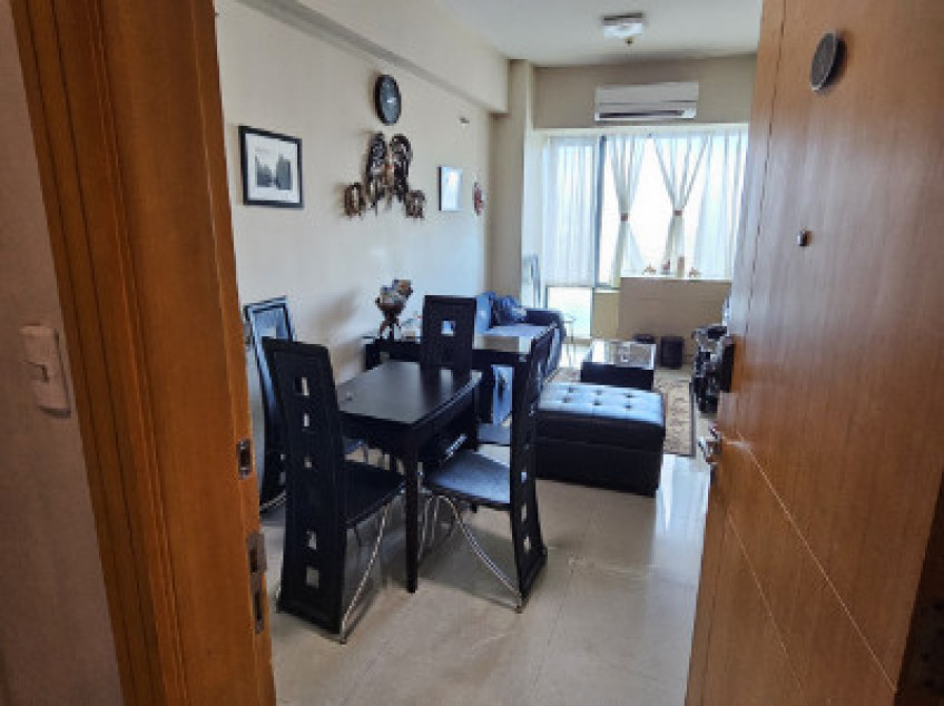 40 SQM Executive 1 BR Studio In Eastwood