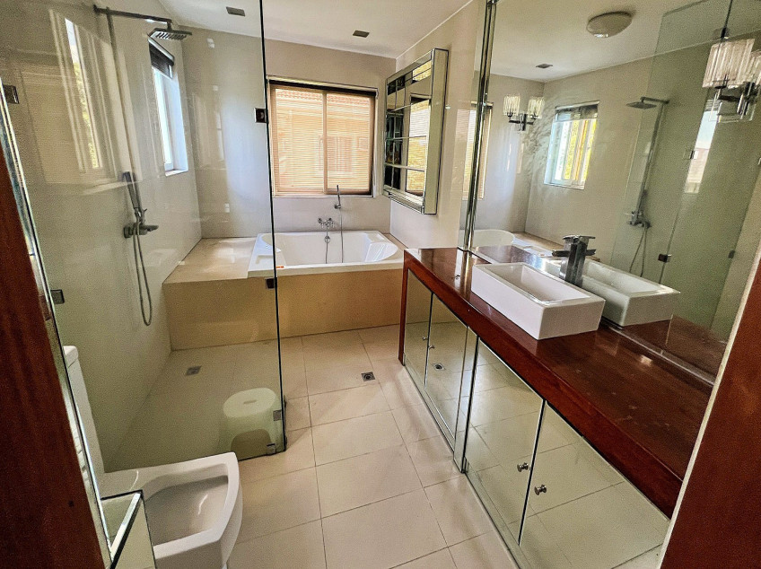 Ferndale Homes, Sampaguita Avenue, Quezon City, Metro Manila