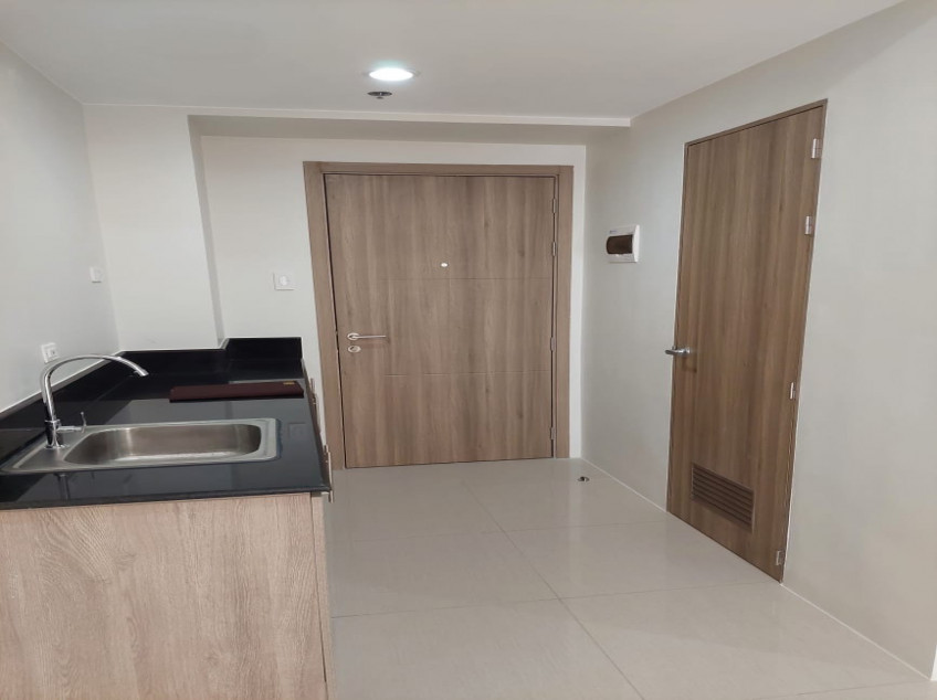 2 BR Condo Unit At SMDC Field Residences Parañaque