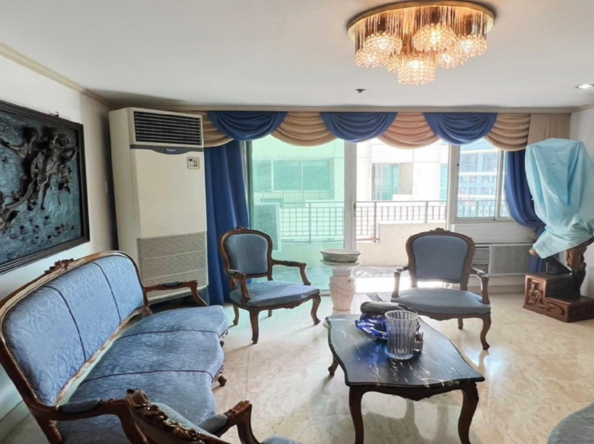 165 SQM 3 Bedrooms 3 Bathrooms Maid's Room With CR Fully Furnished In Mandaluyong