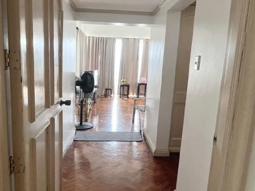 165 SQM 3 Bedrooms 3 Bathrooms Maid's Room With CR Fully Furnished In Mandaluyong