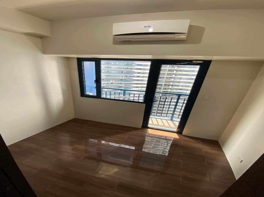 5% Move In Only For 1 Bedroom In Air Makati