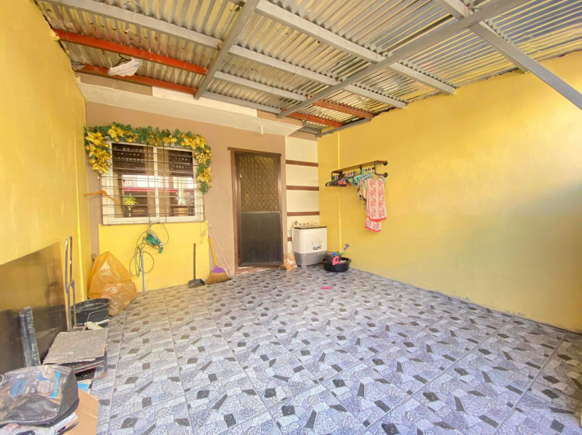 Pasalo! Assume Balance House And Lot In Trece, Cavite