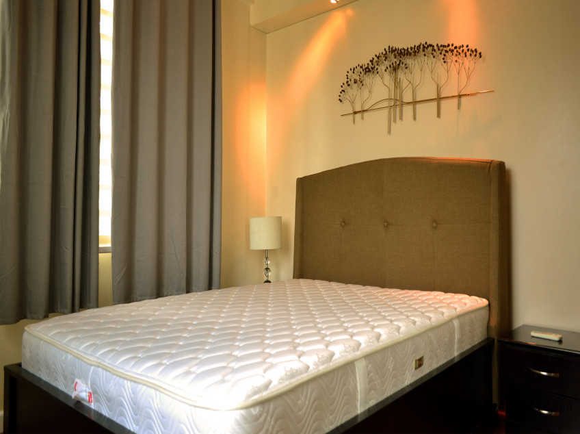 Fully Furnished 3BR In Bonifacio Ridge Taguig