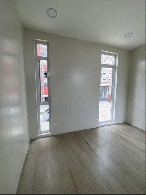 83 SQM House Villa For Sale-Primeworld District Mactan Lapu Lapu City, Cebu