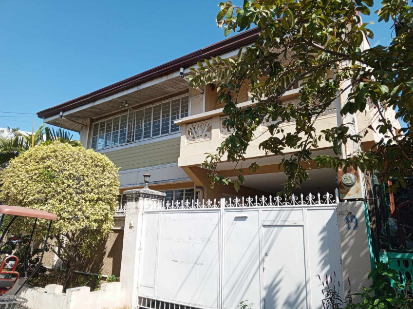 House And Lot For Sale At Better Living Subdivision, Paranaque City