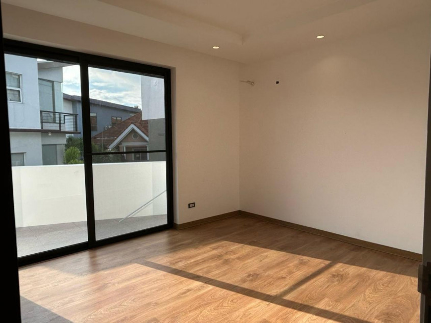 Brand New House For Sale In Woodland St. McKinley Hill, Taguig