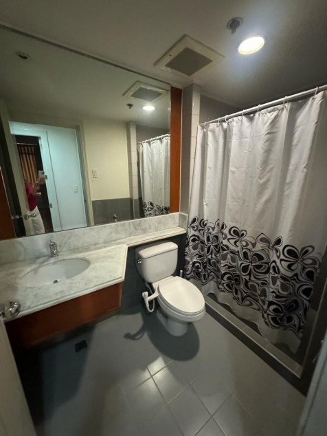 2 BR With Balcony For Lease At Palisaides Makati
