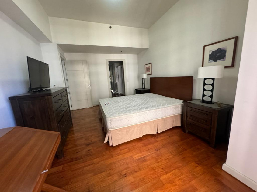 2 BR With Balcony For Lease At Palisaides Makati