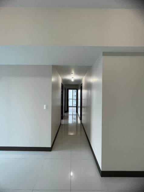 For Sale 3 Bedroom Rent To Own Condo Unit In Uptown Parksuites BGC