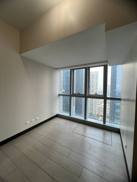 For Sale 3 Bedroom Rent To Own Condo Unit In Uptown Parksuites BGC