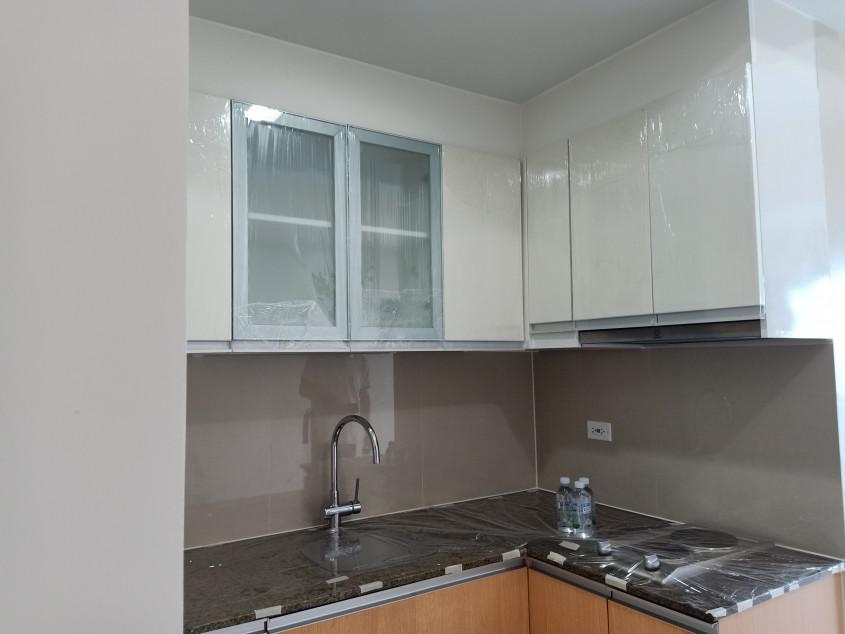 For Sale Executive Studio With Parking At Bayshore 1 Cluster 5 Parañaque