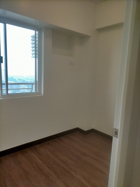 For Sale Ready For Occupancy 2 Bedroom Unit With Parking At Prisma Residences Pasig City