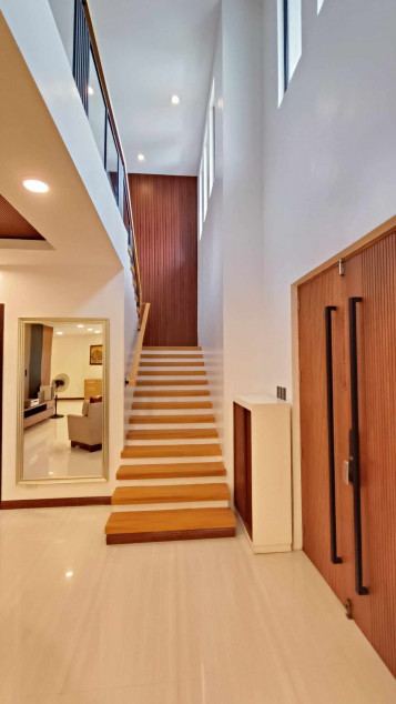 House And Lot Exclusive Enclave In BF Homes Parañaque