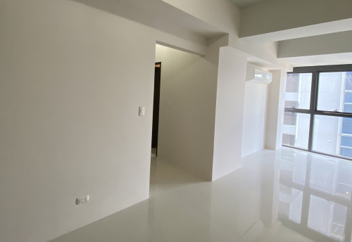 For Sale: 2 Bedroom Rent To Own Condo In Uptown Ritz BGC Near Metro Manila Subway