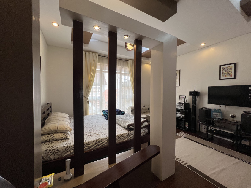 Cabin Log House And Lot For Sale In Baguio City