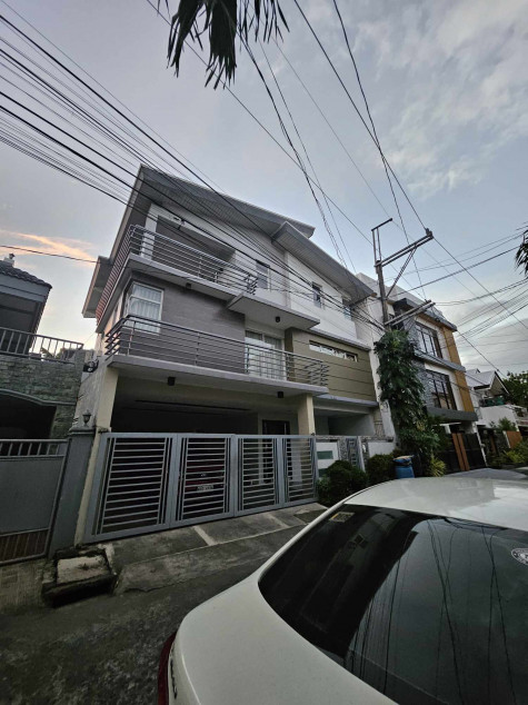 5-Bedroom House For Sale At Greenwoods Executive Village Cainta, Rizal