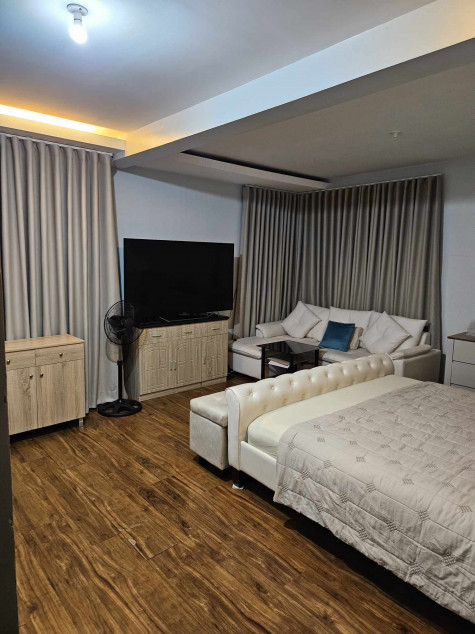 5-Bedroom House For Sale At Greenwoods Executive Village Cainta, Rizal